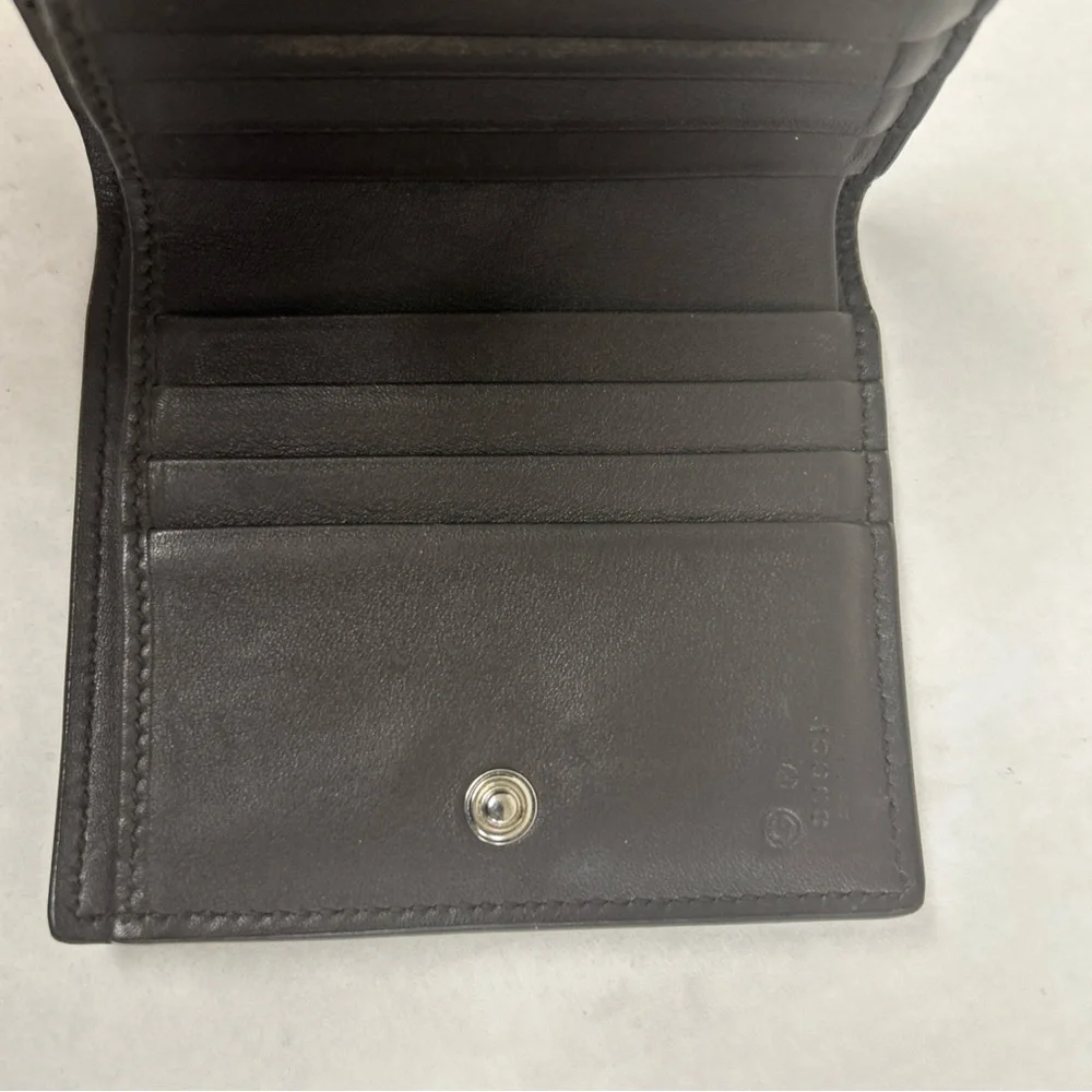 Beown Embossed Leather Wallet